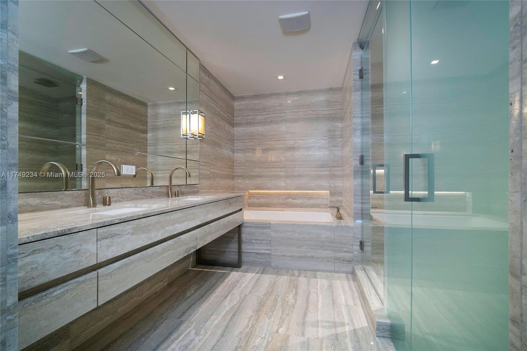 En Venta: $2,890,000 (2 camas, 2 baños, 1563 Pies cuadrados)