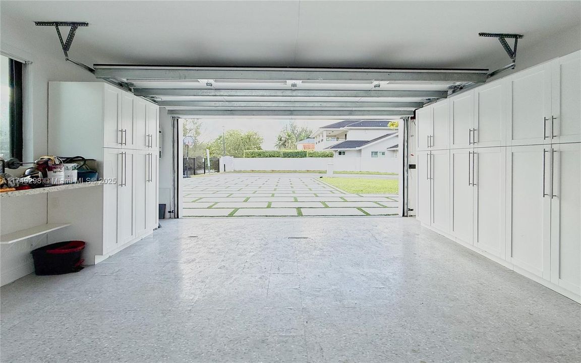 Недавно арендовано: $6,950 (3 спален, 3 ванн, 2242 Квадратных фут)