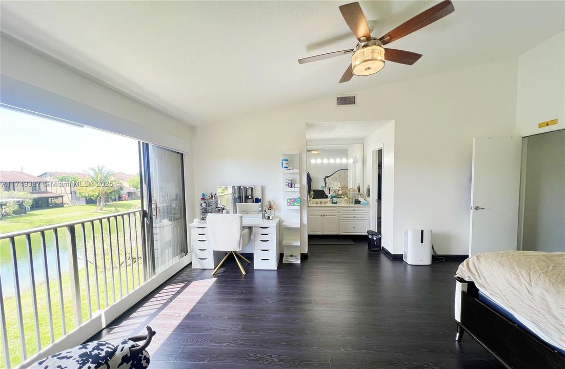 En Venta: $419,000 (3 camas, 2 baños, 1852 Pies cuadrados)