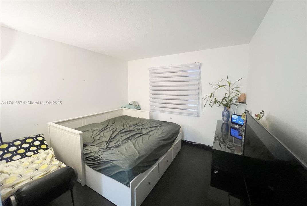 En Venta: $419,000 (3 camas, 2 baños, 1852 Pies cuadrados)