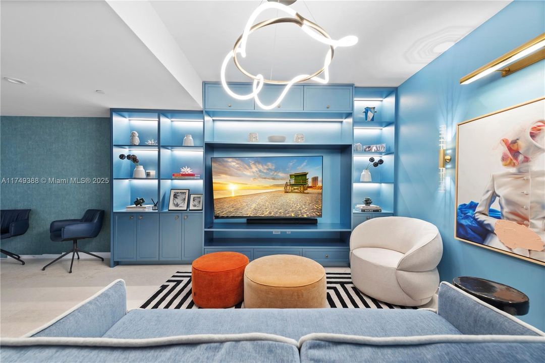 For Sale: $5,500,000 (3 beds, 4 baths, 2882 Square Feet)