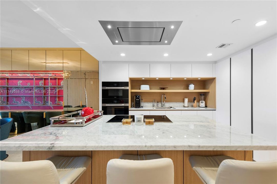 For Sale: $5,500,000 (3 beds, 4 baths, 2882 Square Feet)