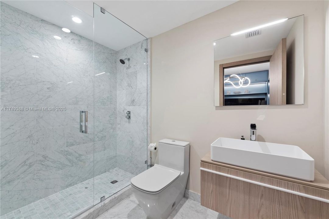 For Sale: $5,500,000 (3 beds, 4 baths, 2882 Square Feet)