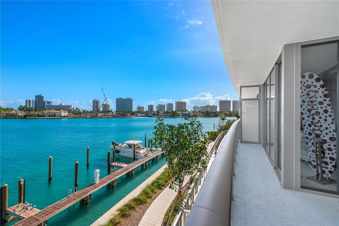 For Sale: $5,500,000 (3 beds, 4 baths, 2882 Square Feet)