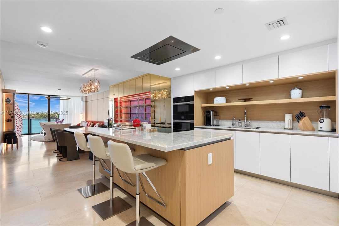 For Sale: $5,500,000 (3 beds, 4 baths, 2882 Square Feet)