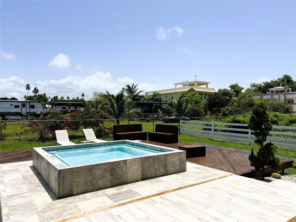 Recently Sold: $500,000 (3 beds, 2 baths, 0 Square Feet)