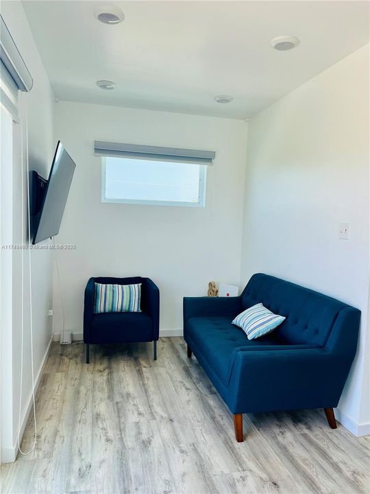 Recently Sold: $500,000 (3 beds, 2 baths, 0 Square Feet)