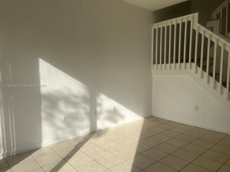 Недавно арендовано: $1,799 (2 спален, 2 ванн, 1206 Квадратных фут)