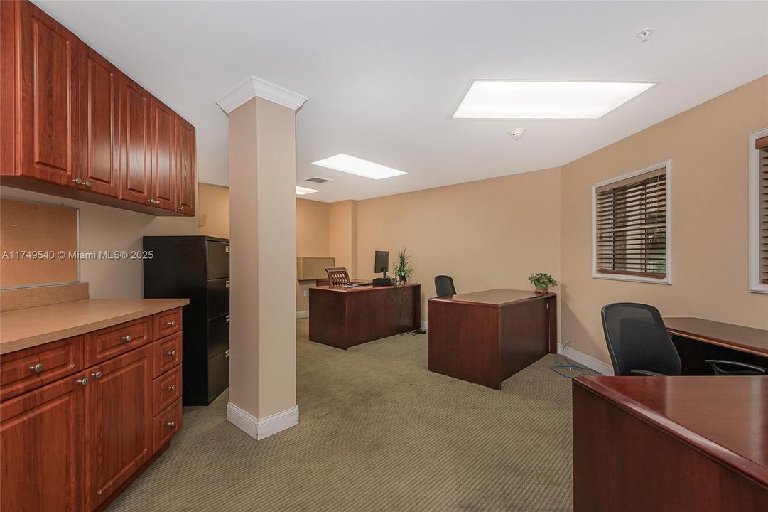 Recently Rented: $1,900 (0 beds, 0 baths, 0 Square Feet)