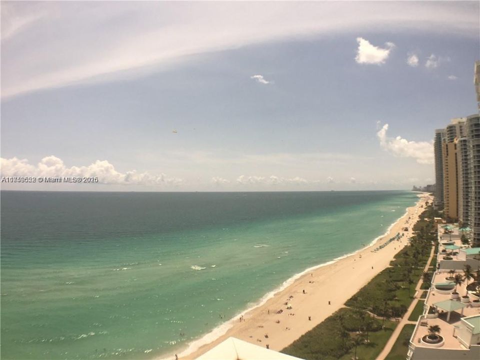 For Sale: $1,550,000 (2 beds, 2 baths, 1602 Square Feet)