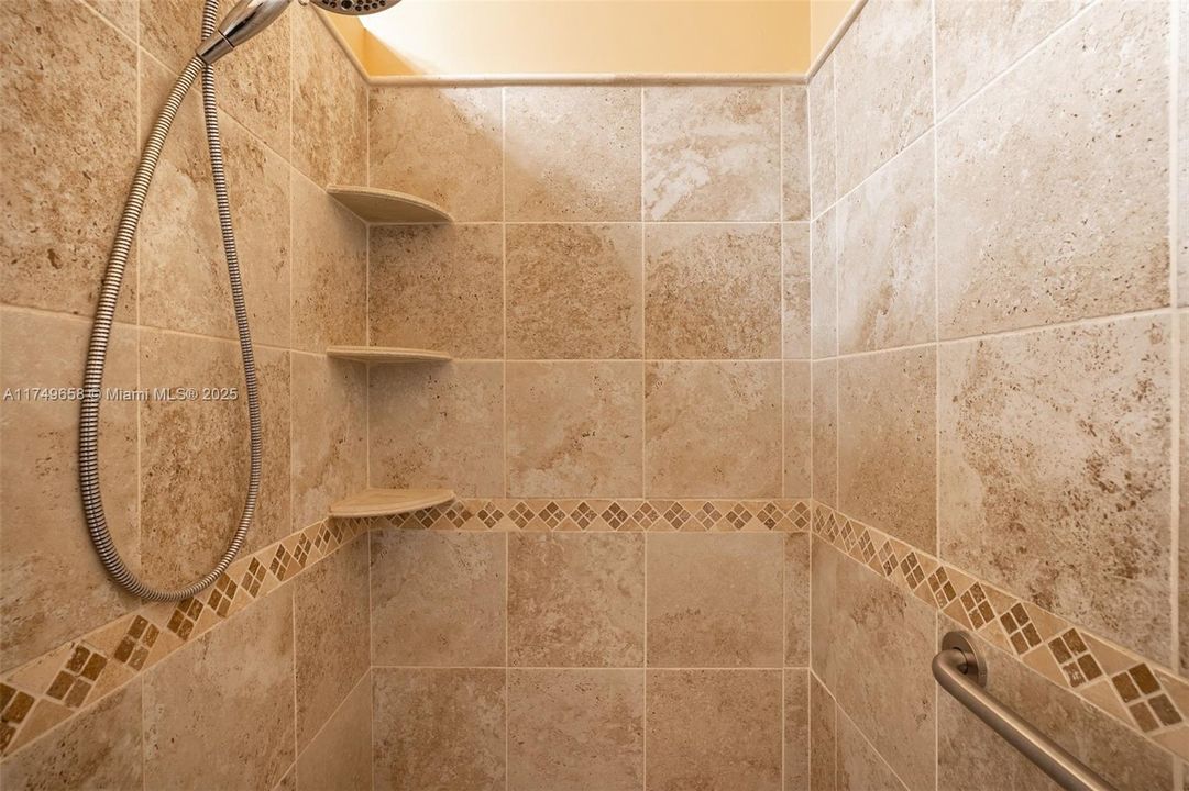 Recently Sold: $769,000 (4 beds, 2 baths, 2532 Square Feet)