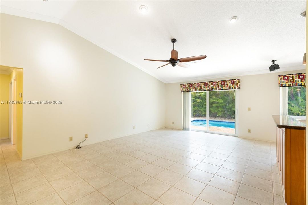 Recently Sold: $769,000 (4 beds, 2 baths, 2532 Square Feet)