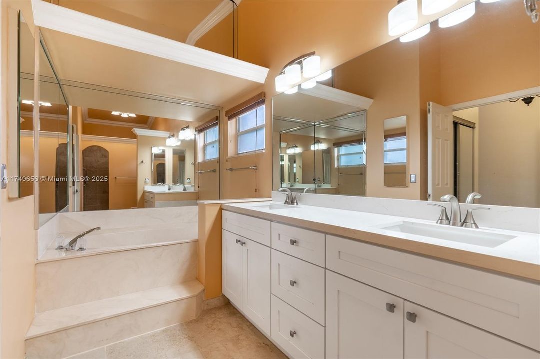 Recently Sold: $769,000 (4 beds, 2 baths, 2532 Square Feet)