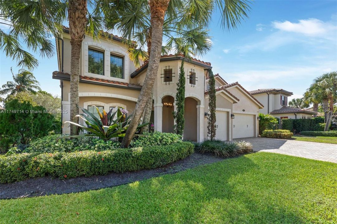 Recently Sold: $1,799,000 (5 beds, 4 baths, 3898 Square Feet)