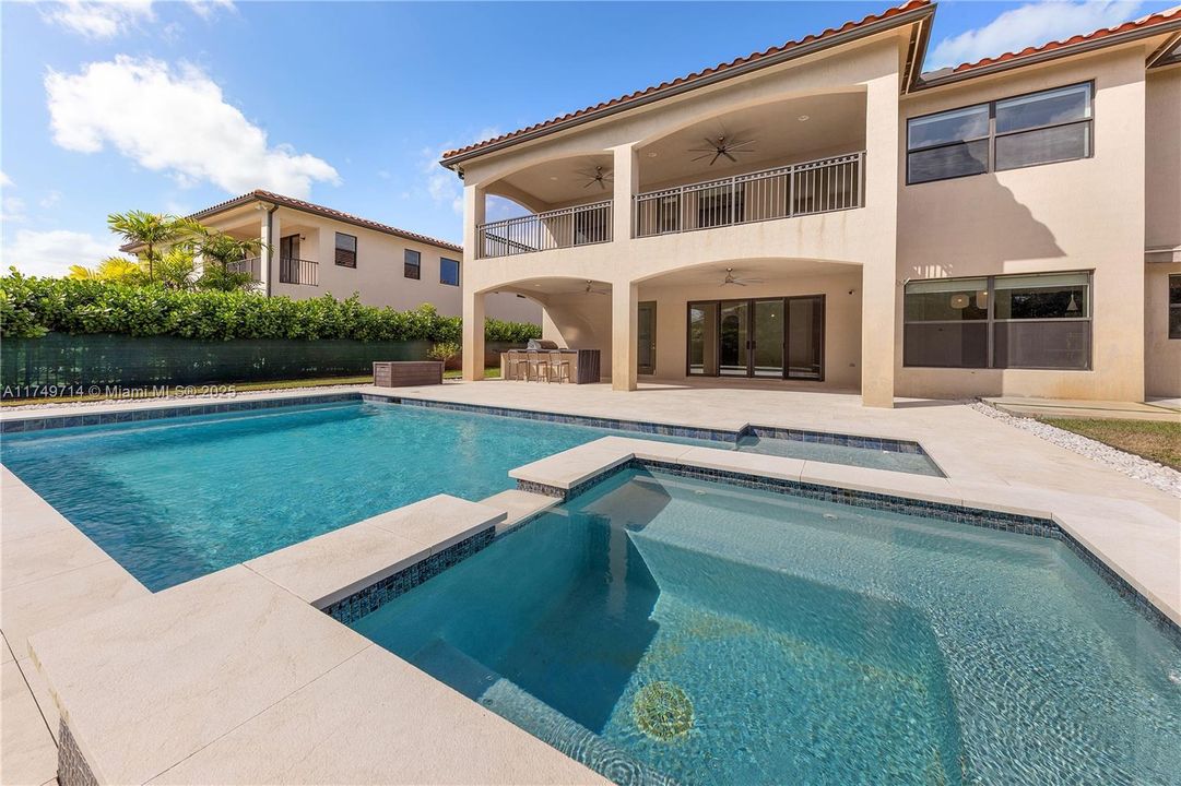 Recently Sold: $1,799,000 (5 beds, 4 baths, 3898 Square Feet)