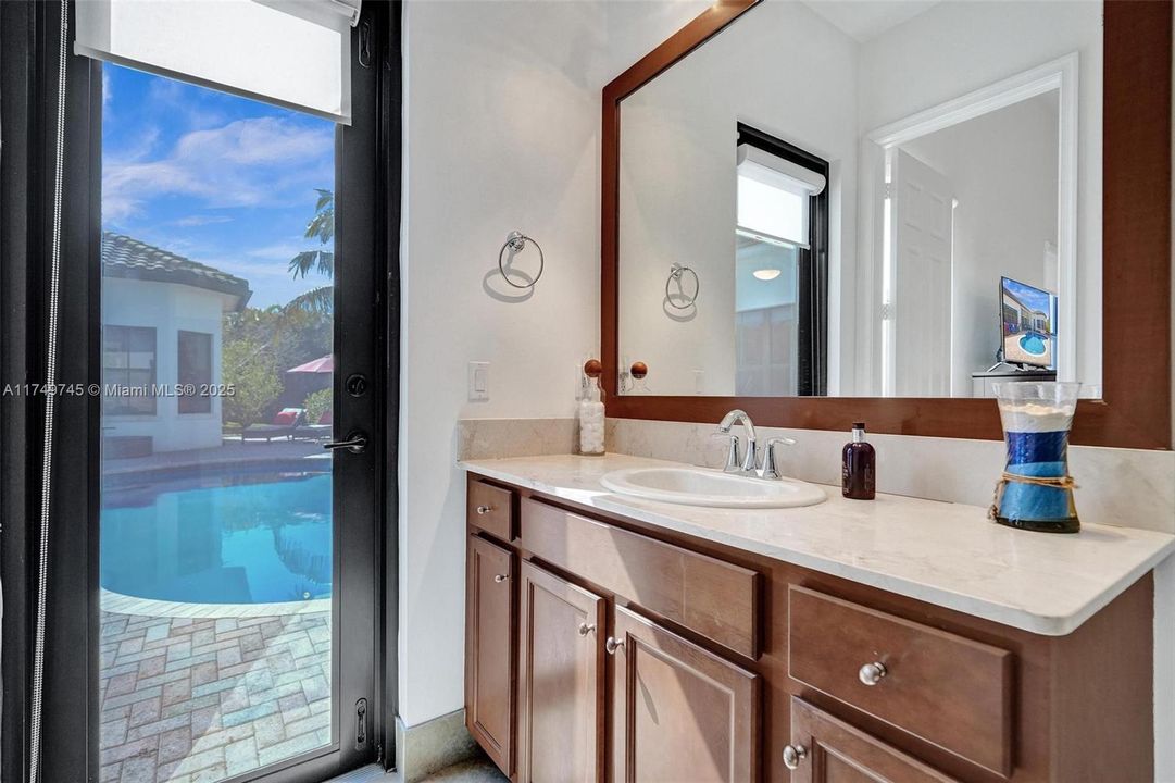 Bathroom #3 Conecting with the pool and Bedroom #2