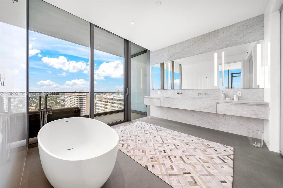 For Rent: $22,500 (4 beds, 3 baths, 2545 Square Feet)