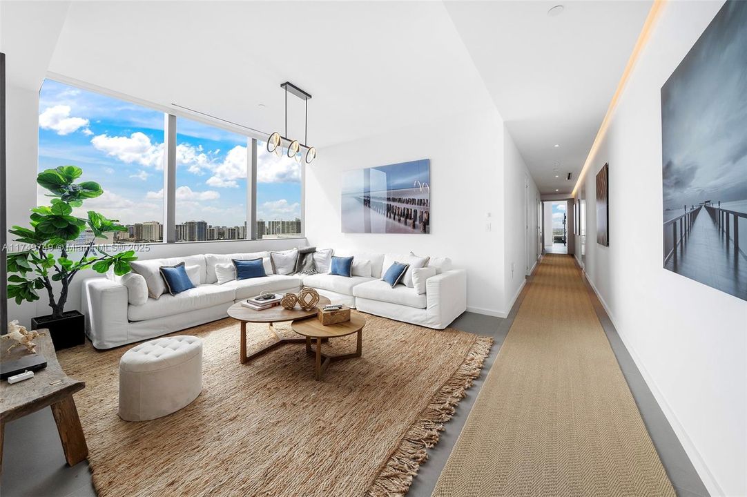 For Rent: $22,500 (4 beds, 3 baths, 2545 Square Feet)