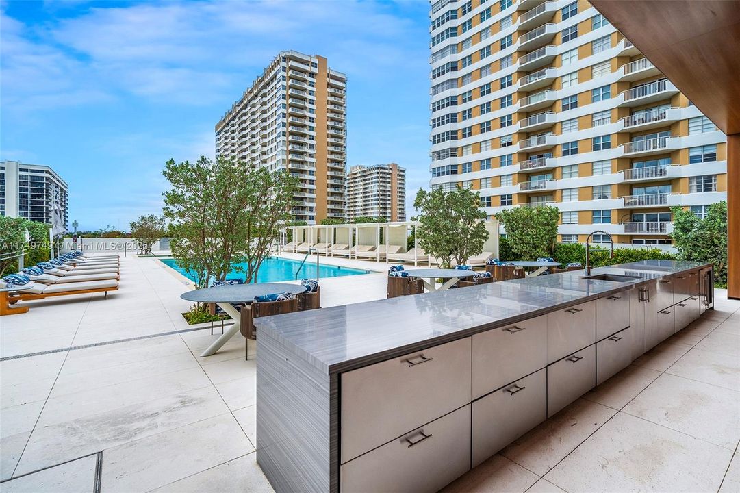 For Rent: $22,500 (4 beds, 3 baths, 2545 Square Feet)