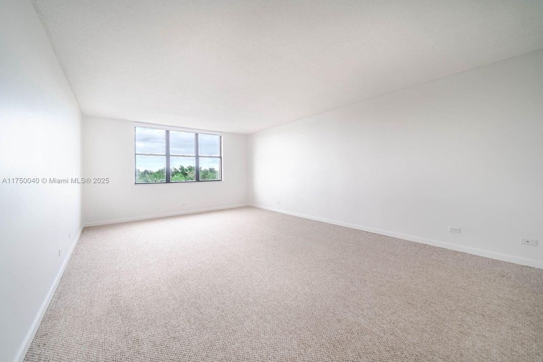 Recientemente alquilado: $3,200 (2 camas, 3 baños, 1950 Pies cuadrados)