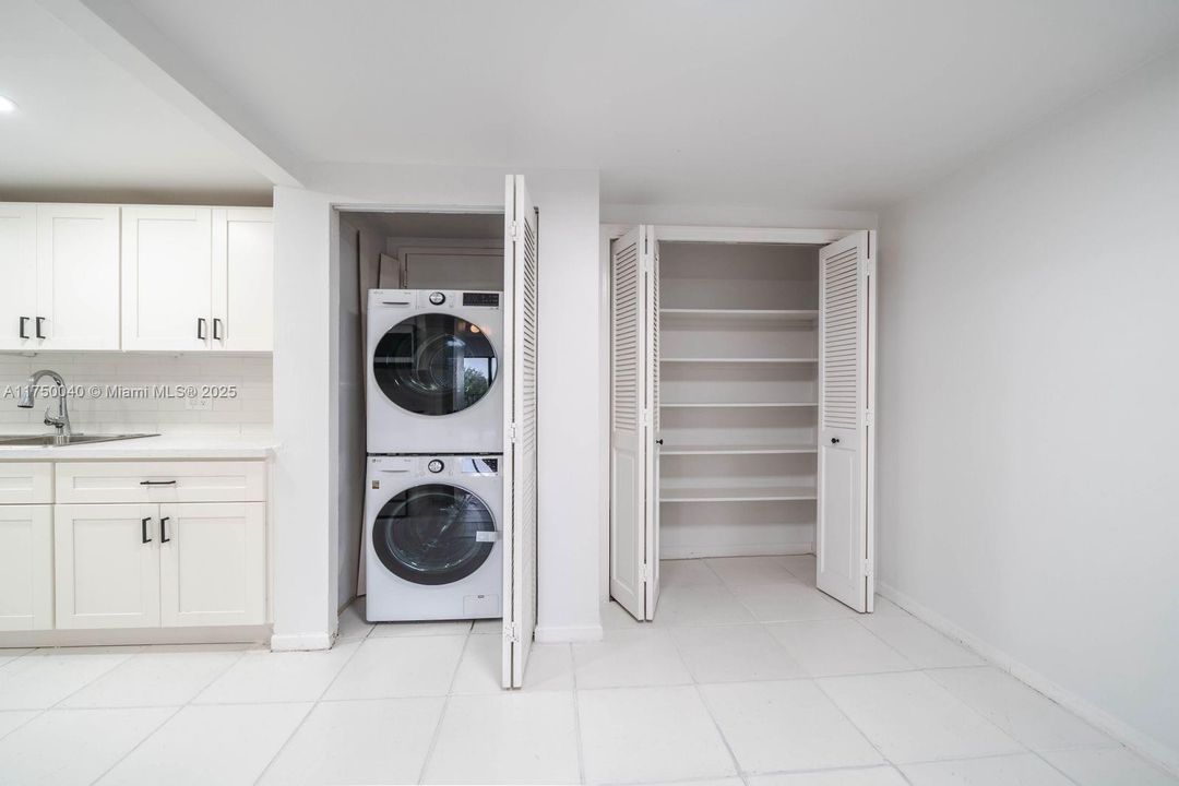 Recientemente alquilado: $3,200 (2 camas, 3 baños, 1950 Pies cuadrados)