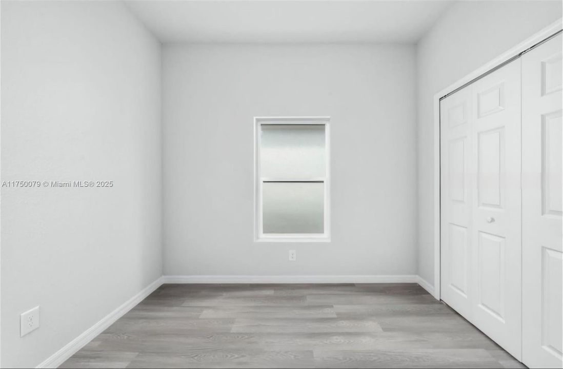 Recently Rented: $1,700 (3 beds, 2 baths, 0 Square Feet)