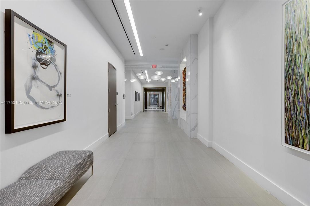 Vendido Recientemente: $1,299,000 (2 camas, 3 baños, 1750 Pies cuadrados)