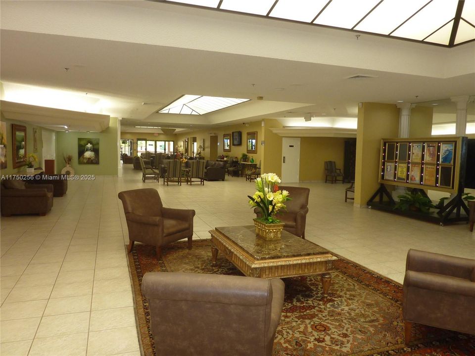 Active With Contract: $80,000 (1 beds, 1 baths, 860 Square Feet)