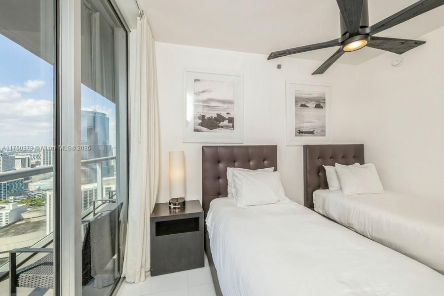 For Rent: $6,900 (2 beds, 2 baths, 1286 Square Feet)