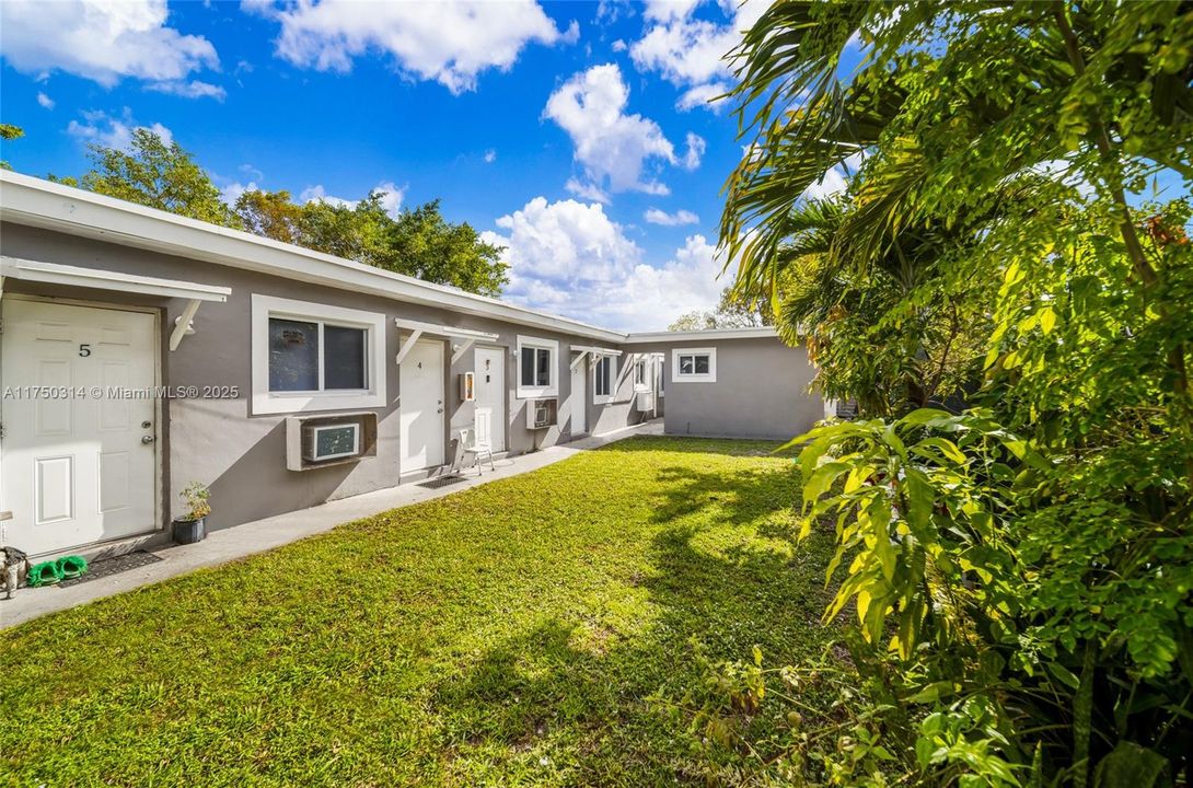 待售: $18,540,000 (0 贝兹, 0 浴室, 0 平方英尺)