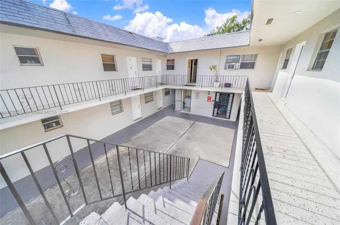 待售: $18,540,000 (0 贝兹, 0 浴室, 0 平方英尺)