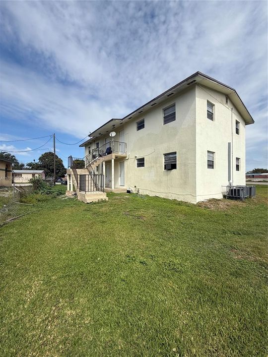 Recently Sold: $420,000 (0 beds, 0 baths, 2496 Square Feet)