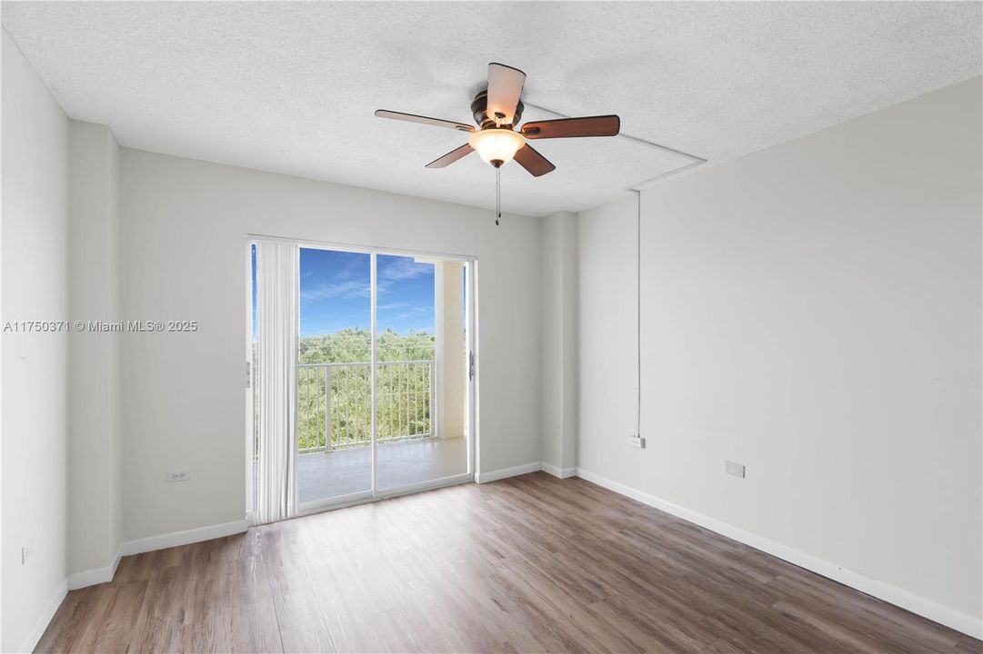 Recently Rented: $2,500 (2 beds, 2 baths, 1179 Square Feet)