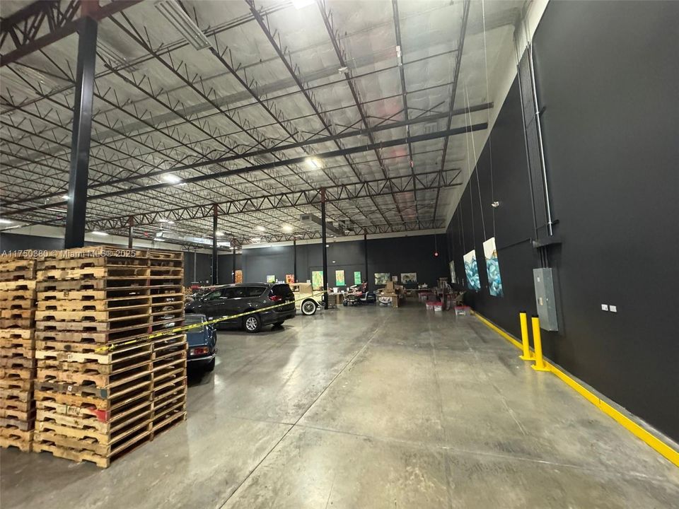 出租: $10,850 (0 贝兹, 0 浴室, 0 平方英尺)