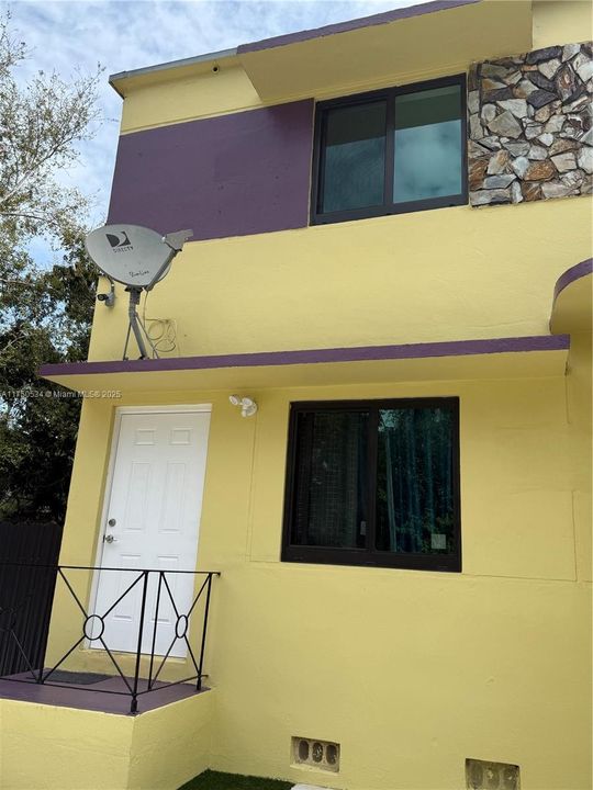 待售: $1,100,000 (0 贝兹, 0 浴室, 2890 平方英尺)