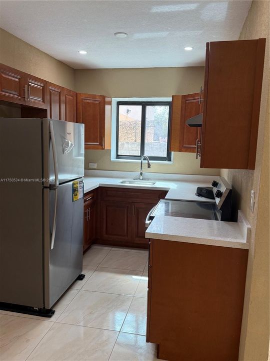 待售: $1,100,000 (0 贝兹, 0 浴室, 2890 平方英尺)