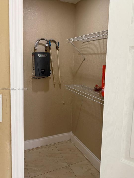 待售: $1,100,000 (0 贝兹, 0 浴室, 2890 平方英尺)