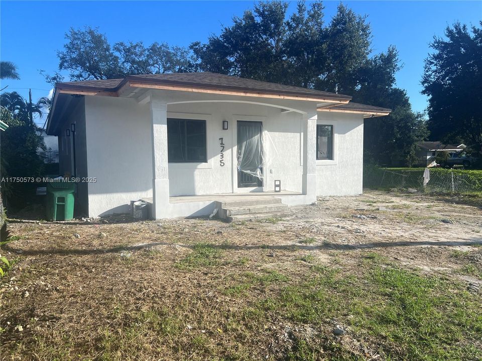 На продажу: $675,000 (4 спален, 3 ванн, 1749 Квадратных фут)