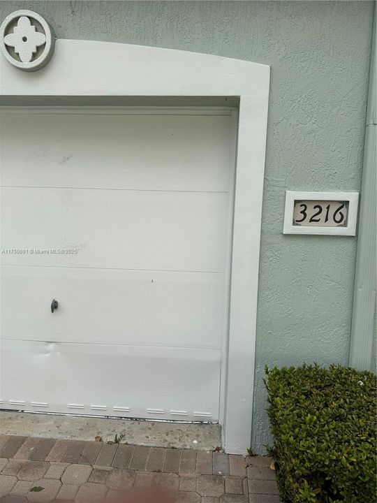 待售: $329,000 (3 贝兹, 2 浴室, 1482 平方英尺)