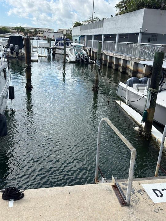 En Venta: $1,000 (1,230.00 acres)