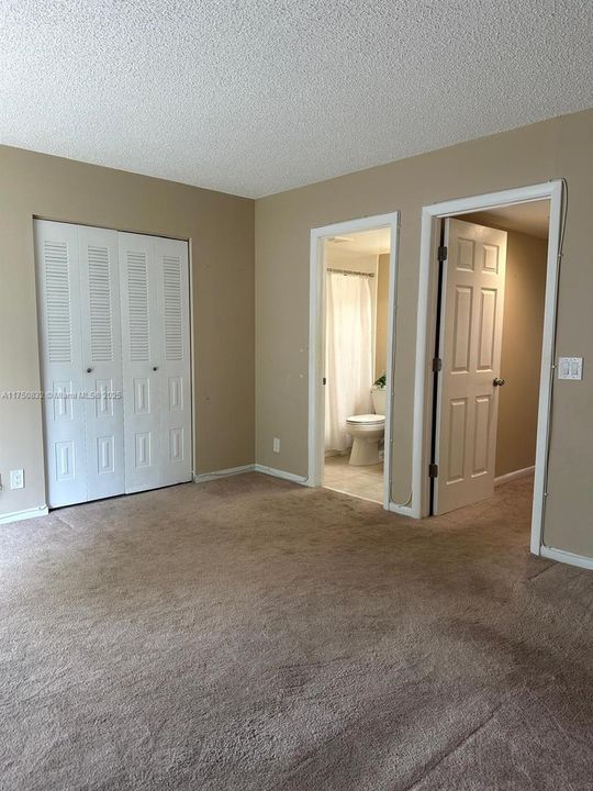 Recientemente alquilado: $1,400 (1 camas, 1 baños, 811 Pies cuadrados)