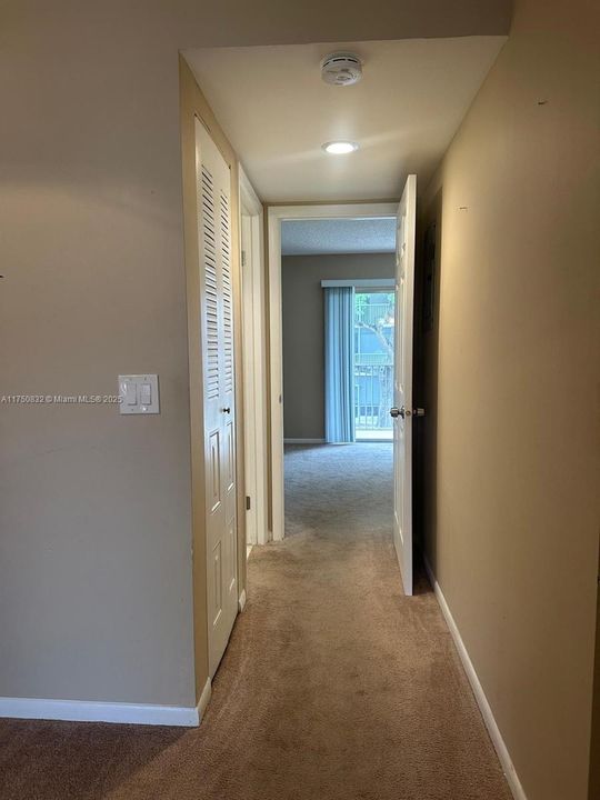 Recientemente alquilado: $1,400 (1 camas, 1 baños, 811 Pies cuadrados)