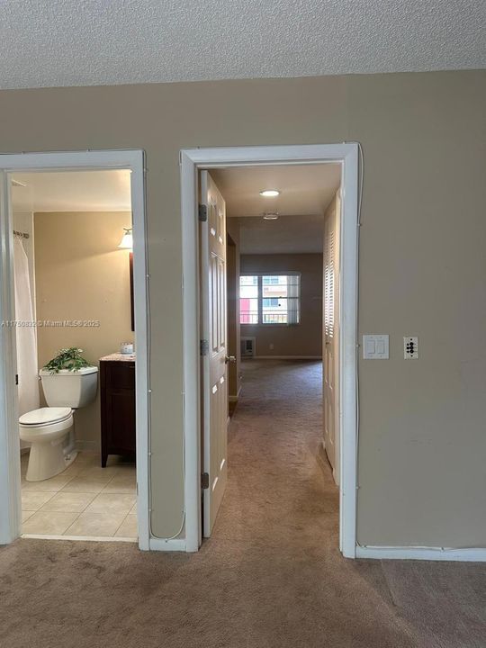 Recientemente alquilado: $1,400 (1 camas, 1 baños, 811 Pies cuadrados)