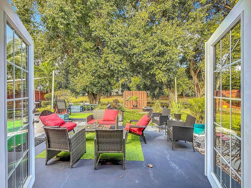 6293 NW 27th Street-46