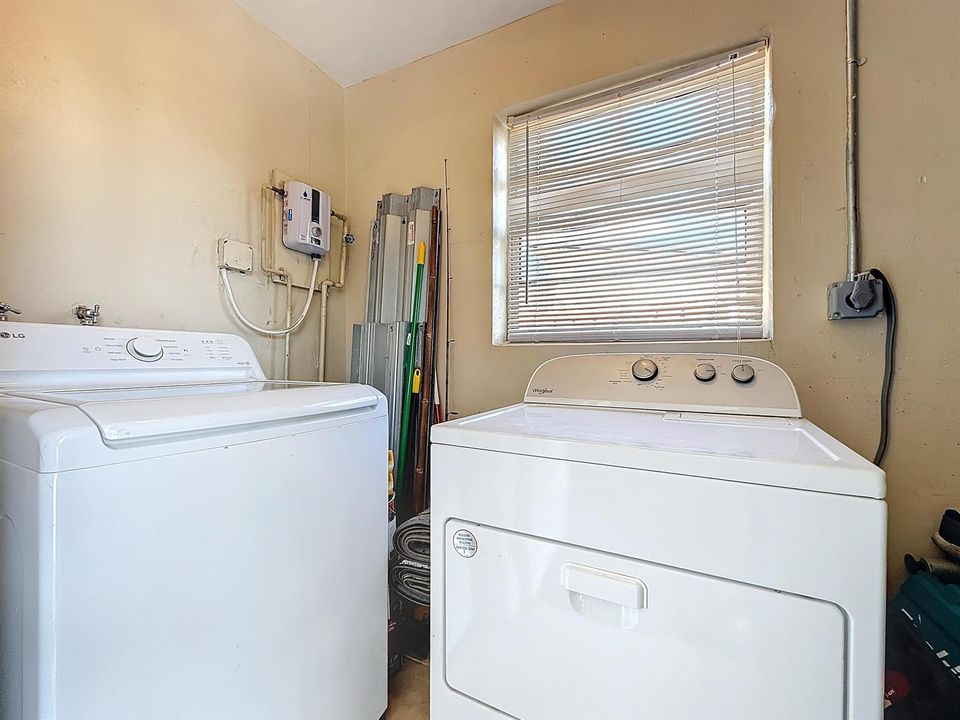 6293 NW 27th Street-45