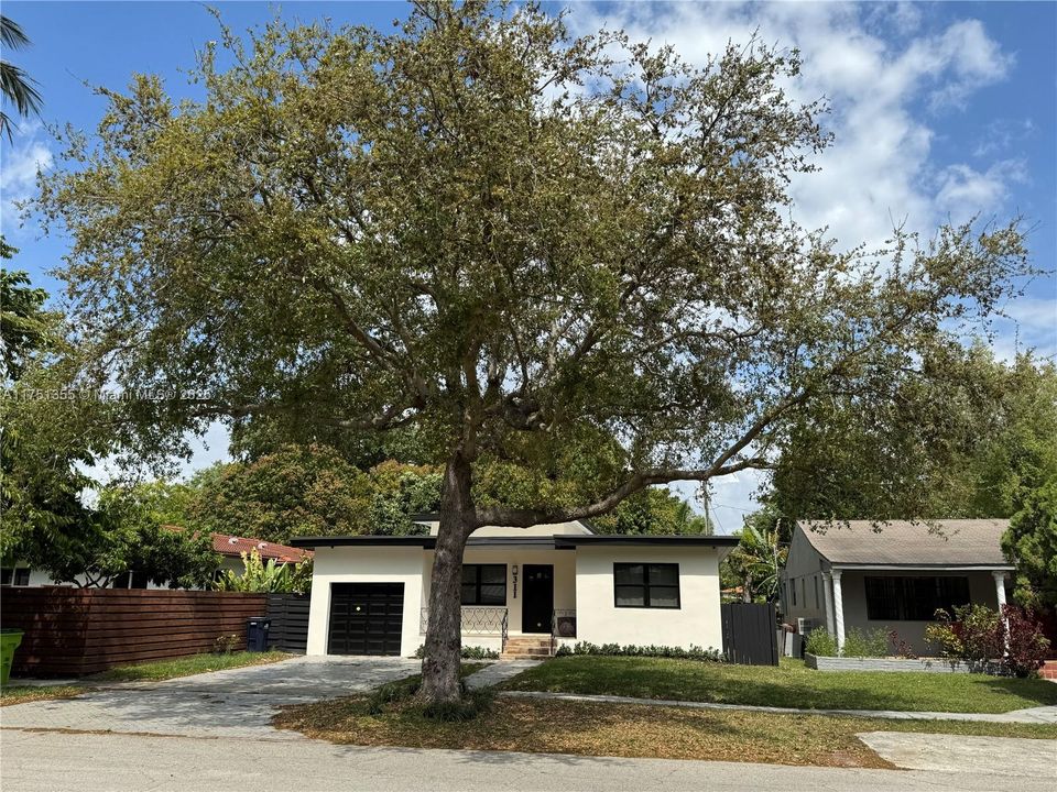 待售: $1,100,000 (3 贝兹, 3 浴室, 0 平方英尺)