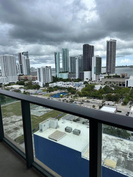 Recently Sold: $360,000 (0 beds, 1 baths, 580 Square Feet)