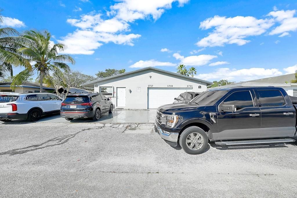 For Sale: $850,000 (0 beds, 0 baths, 3151 Square Feet)