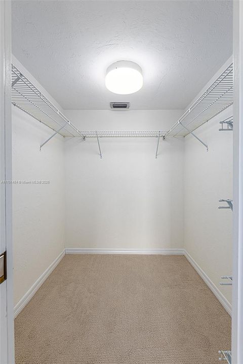 Walk-in Closet