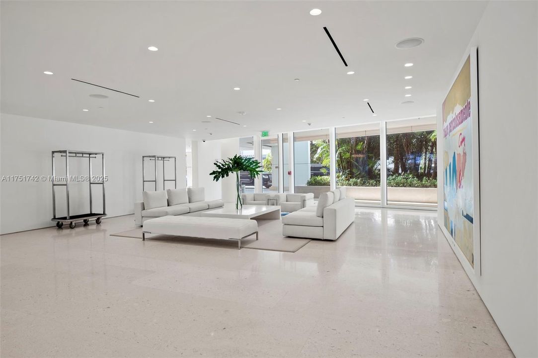En Venta: $9,500,000 (3 camas, 3 baños, 2670 Pies cuadrados)